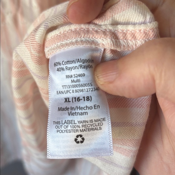 Time & tru Women's Pink Striped Top with Swiss dots xl nwt - Picture 5 of 5